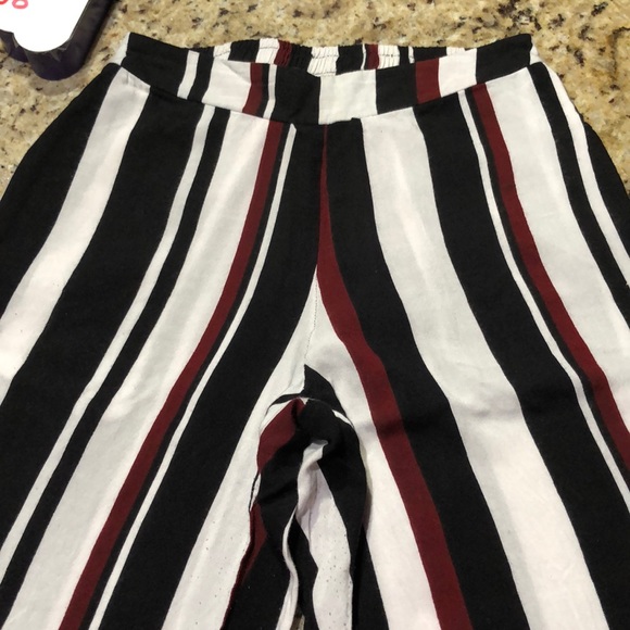 Fashion Nova Pant - Picture 2 of 9